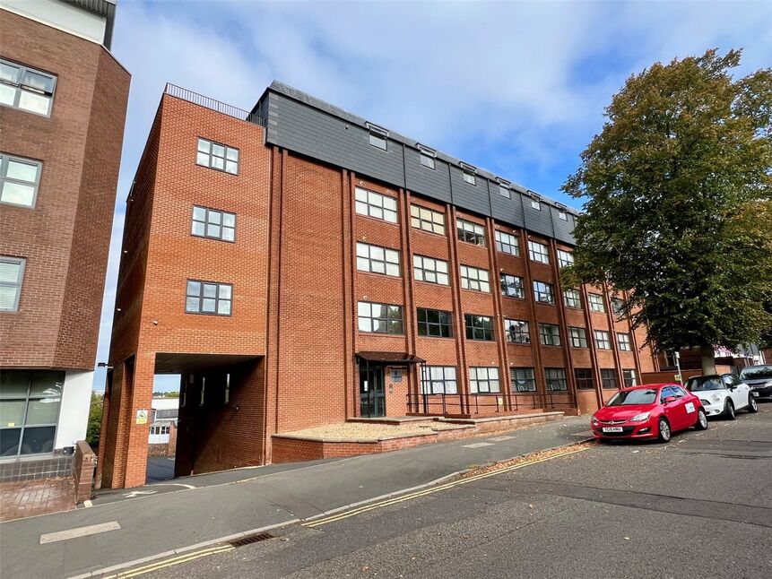Main image of 1 bedroom Flat for sale, Station Road, Kettering, Northamptonshire, NN15