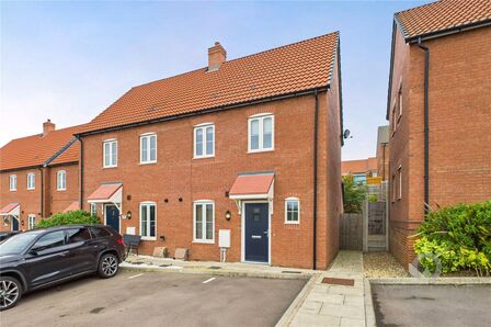 Brasher Drive, 3 bedroom Semi Detached House for sale, £94,500