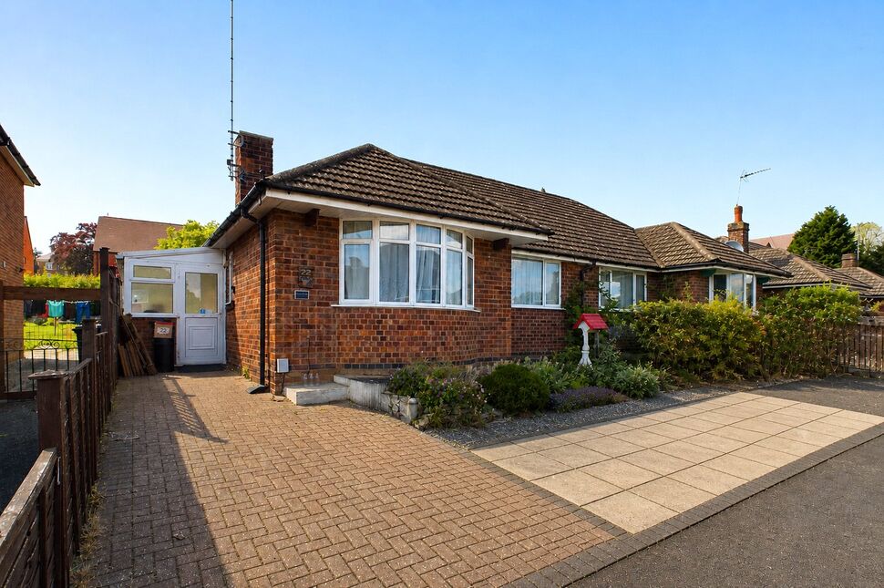 Main image of 2 bedroom Semi Detached Bungalow for sale, Greenfield Avenue, Kettering, Northamptonshire, NN15