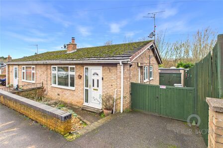 2 bedroom Semi Detached Bungalow for sale