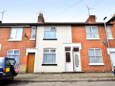 Edmund Street, 2 bedroom House to rent, &pound;900 pcm