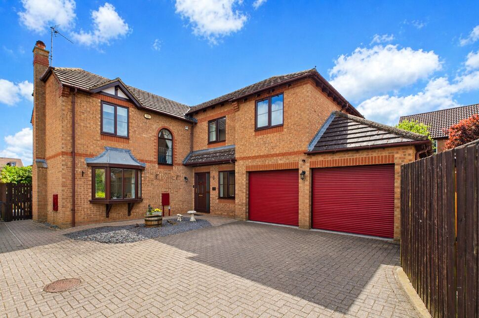 5 bedroom Detached House for sale
