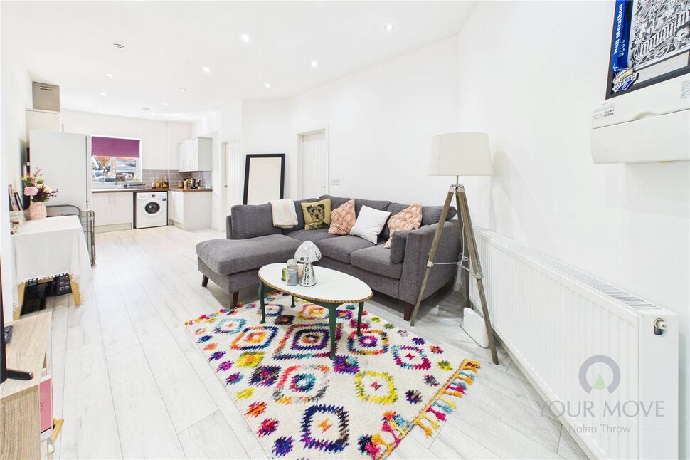 1 bedroom Flat for sale