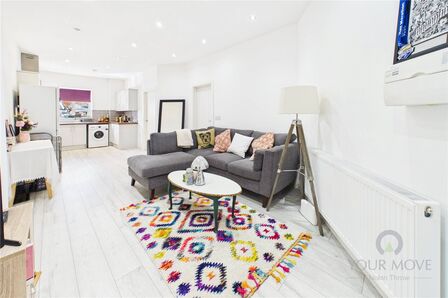 1 bedroom Flat for sale