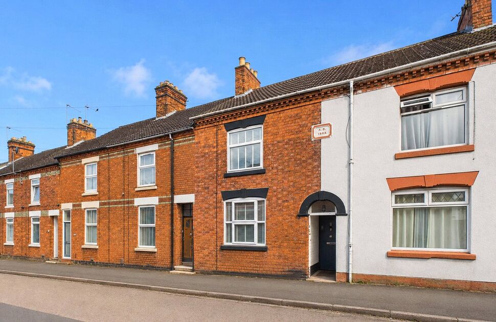 Main image of 3 bedroom Mid Terrace House for sale, Dayton Street, Rushden, Northamptonshire, NN10
