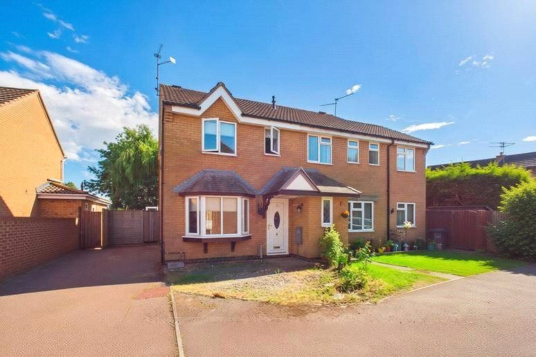 Main image of 3 bedroom Semi Detached House to rent, Viking Close, Kettering, Northamptonshire, NN16