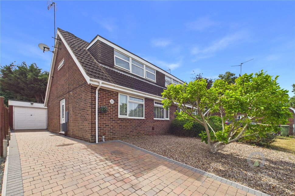 Main image of 2 bedroom Semi Detached House for sale, Roche Way, Wellingborough, Northamptonshire, NN8