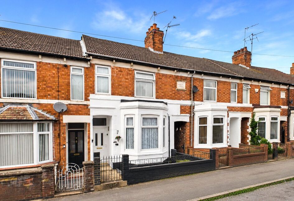 Main image of 3 bedroom Mid Terrace House for sale, Pollard Street, Kettering, Northamptonshire, NN16