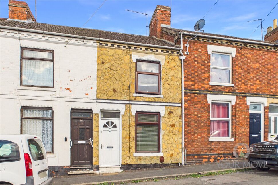 Main image of 2 bedroom Mid Terrace House to rent, Cross Street, Kettering, Northamptonshire, NN16