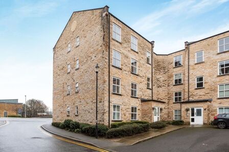 Britannia Wharf, 2 bedroom Flat to rent, &pound;750 pcm