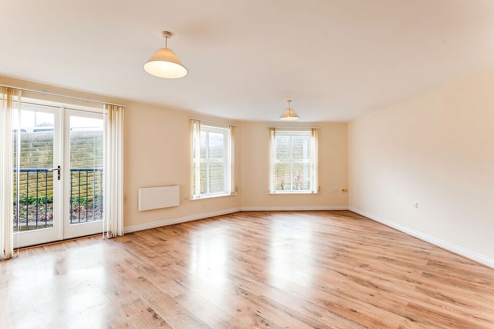 Open Plan Living Room / Kitchen