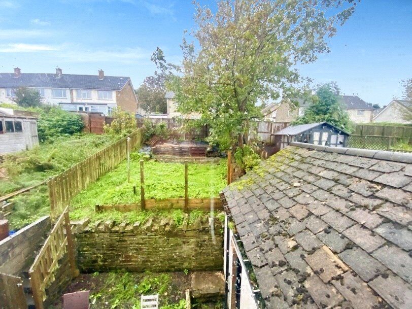2 bedroom Mid Terrace House for sale, Greystones Drive, Keighley, BD22