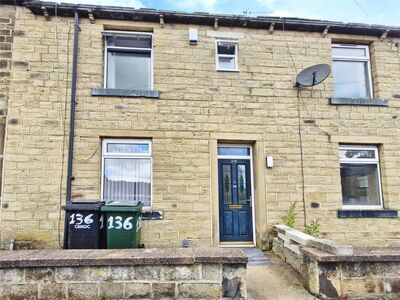 2 bedroom Mid Terrace House to rent
