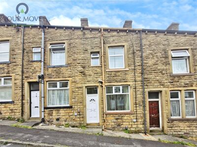 3 bedroom Mid Terrace House to rent