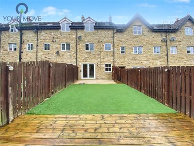 3 bedroom Mid Terrace House for sale