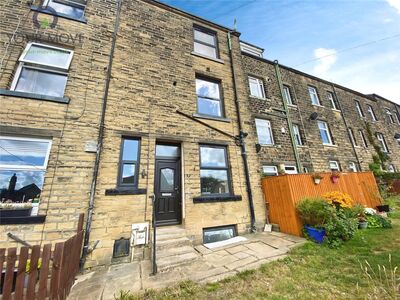 2 bedroom Mid Terrace House for sale