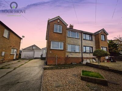 Westburn Crescent, 3 bedroom Semi Detached House to rent, £950 pcm