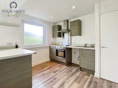 Parkwood Rise, 1 bedroom  Flat for sale, £9,000