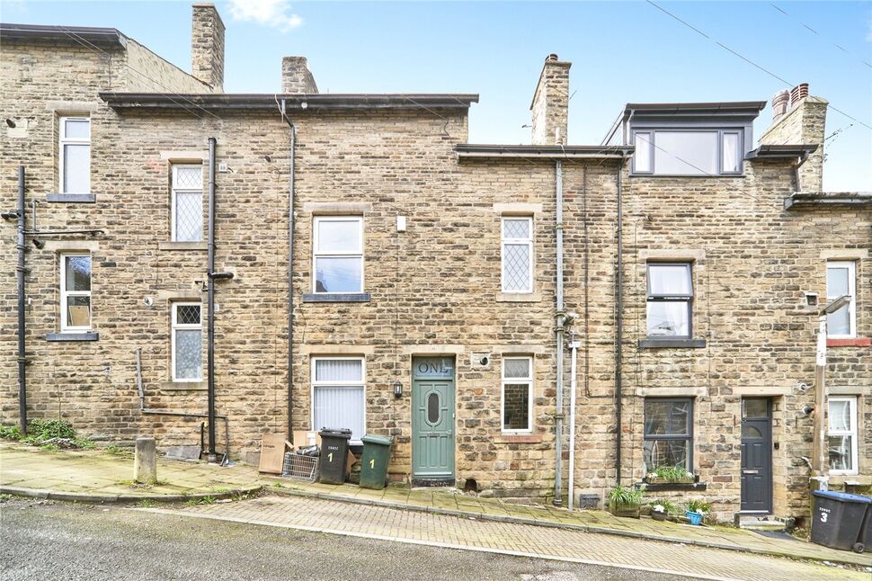 Main image of 3 bedroom Mid Terrace House for sale, Oak Grove, Keighley, West Yorkshire, BD21