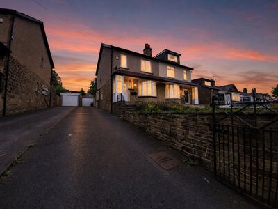 Bradford Road, 3 bedroom Semi Detached House to rent, &pound;1,450 pcm