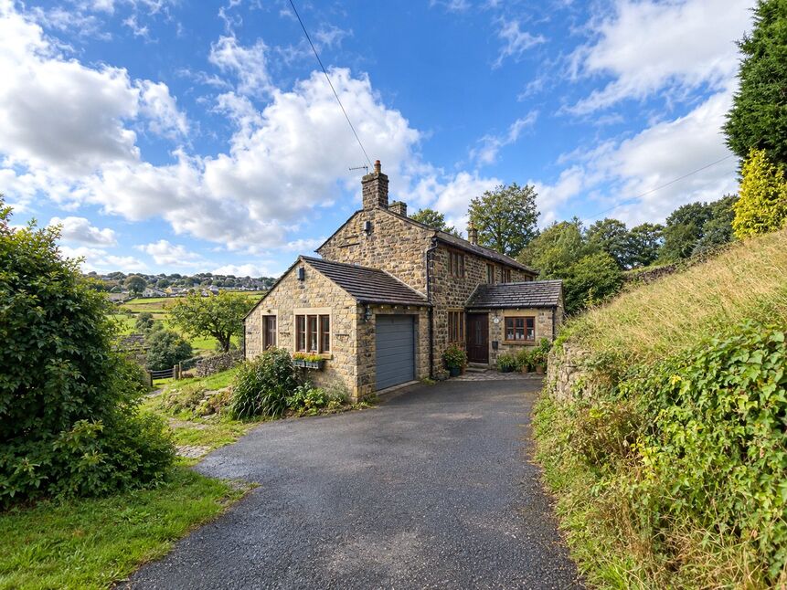 Main image of 2 bedroom Link Detached House to rent, Intake, Keighley, West Yorkshire, BD22