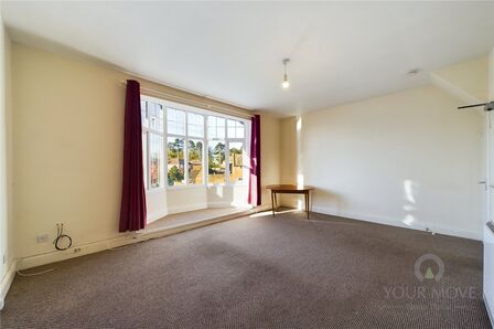 Harborough Road, 2 bedroom  Flat to rent, £950 pcm