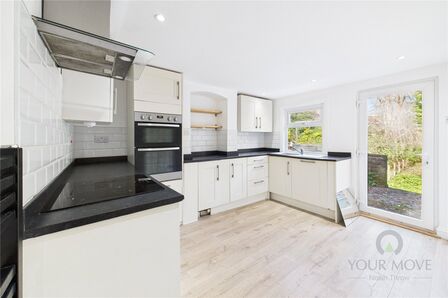 Freehold Street, 3 bedroom Mid Terrace House to rent, £1,350 pcm
