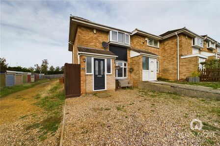 Kentstone Close, 2 bedroom End Terrace House to rent, £1,100 pcm