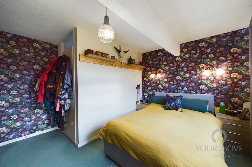 3 bedroom Mid Terrace House for sale, Obelisk Rise, Kingsthorpe