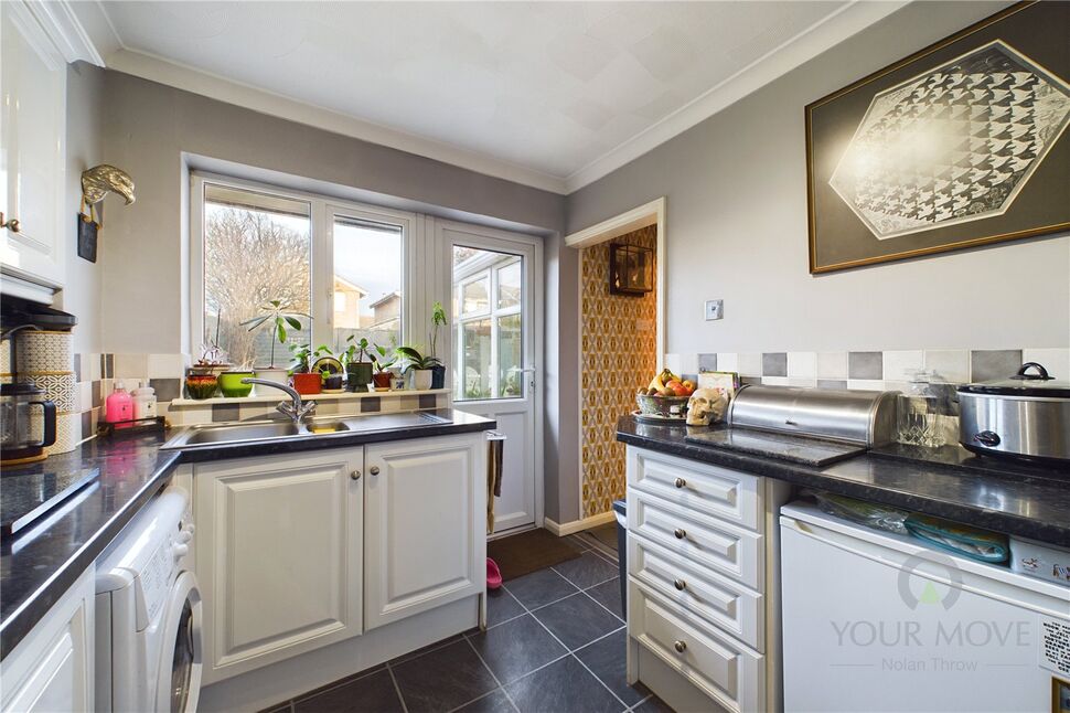 3 bedroom Mid Terrace House for sale, Obelisk Rise, Kingsthorpe