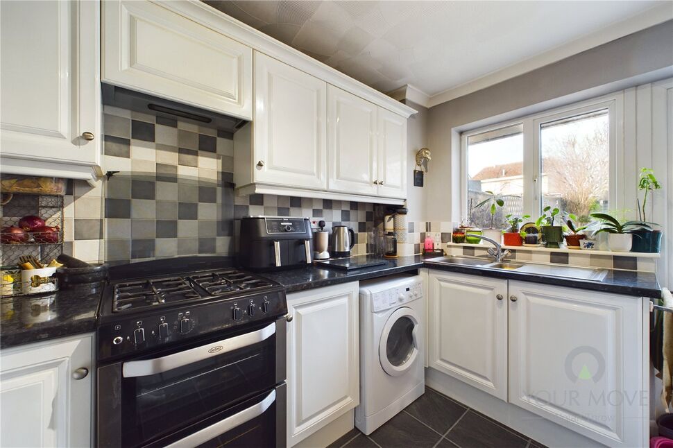 3 bedroom Mid Terrace House for sale, Obelisk Rise, Kingsthorpe