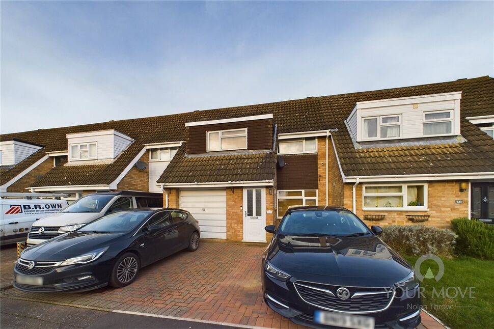 3 bedroom Mid Terrace House for sale, Obelisk Rise, Kingsthorpe