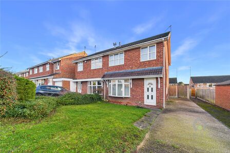 Obelisk Rise, 3 bedroom Semi Detached House for sale, &pound;250,000