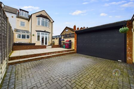 Kingsthorpe Grove, 4 bedroom End Terrace House for sale, £415,000