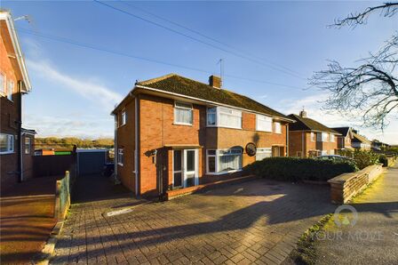 Eastern Avenue North, 3 bedroom Semi Detached House for sale, £260,000