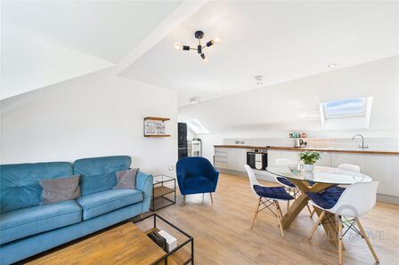 St. Andrews Road, 2 bedroom  Flat for sale, £170,000