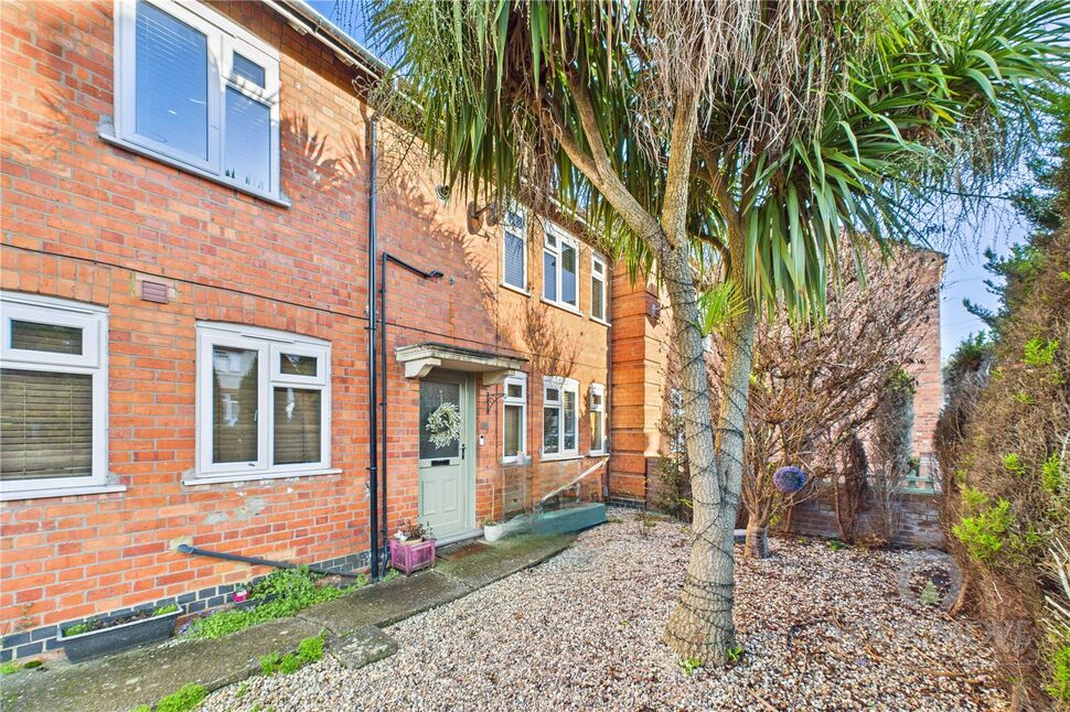 Main image of 3 bedroom Mid Terrace House for sale, Carlton Road, Kingsley, Northampton, West Northamptonshire, NN2