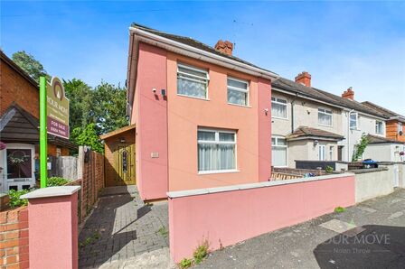Langdale Road, 3 bedroom End Terrace House for sale, £300,000