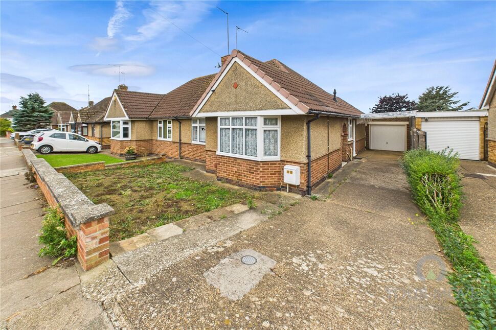 3 bedroom Semi Detached Bungalow for sale