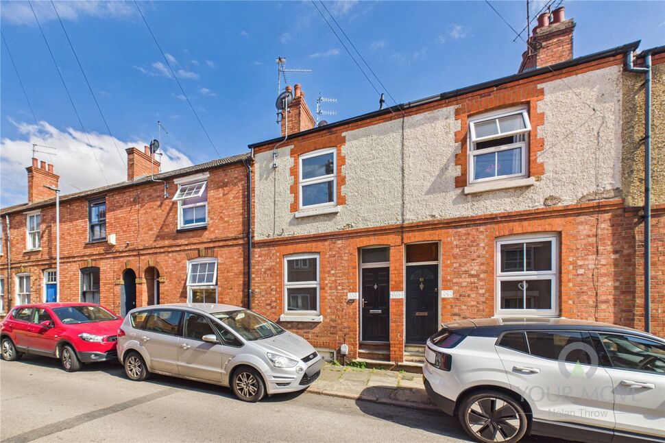 2 bedroom Mid Terrace House for sale