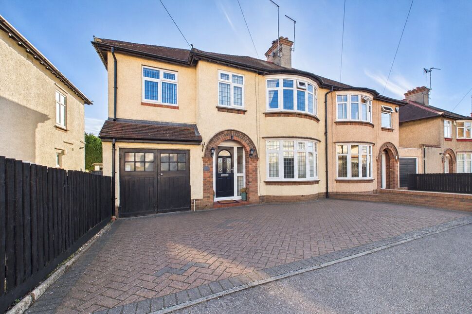 Main image of 4 bedroom Detached House for sale, Kingsway, Kingsthorpe, Northamptonshire, NN2