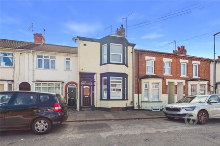 Balmoral Road, 3 bedroom Mid Terrace House for sale, &pound;280,000