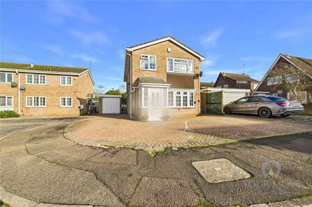 Sherwood Avenue, Kingsthorpe, 3 bedroom Detached House for sale, &pound;360,000