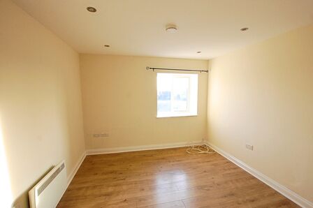 2 bedroom  Flat to rent