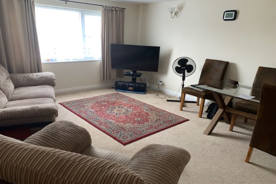 Lounge / Dining Room