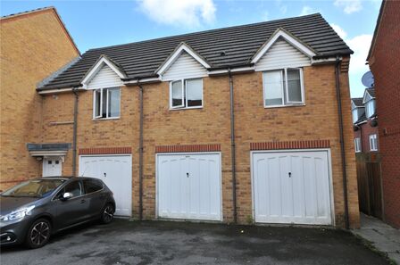 Champs Sur Marne, 2 bedroom  Flat to rent, £1,295 pcm