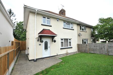 Charlton Road, 3 bedroom Semi Detached House to rent, £1,495 pcm