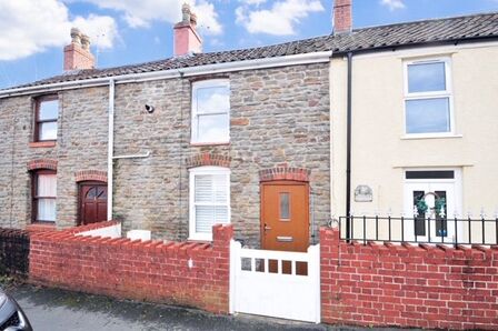 2 bedroom Mid Terrace Property to rent
