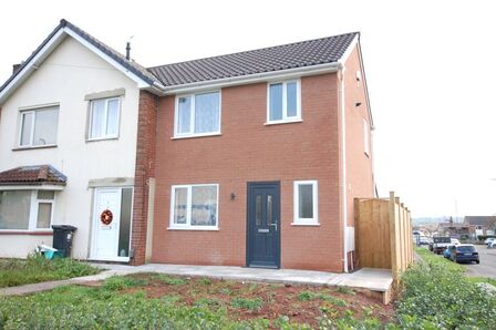 Parkwall Road, 2 bedroom End Terrace House to rent, &pound;1,300 pcm