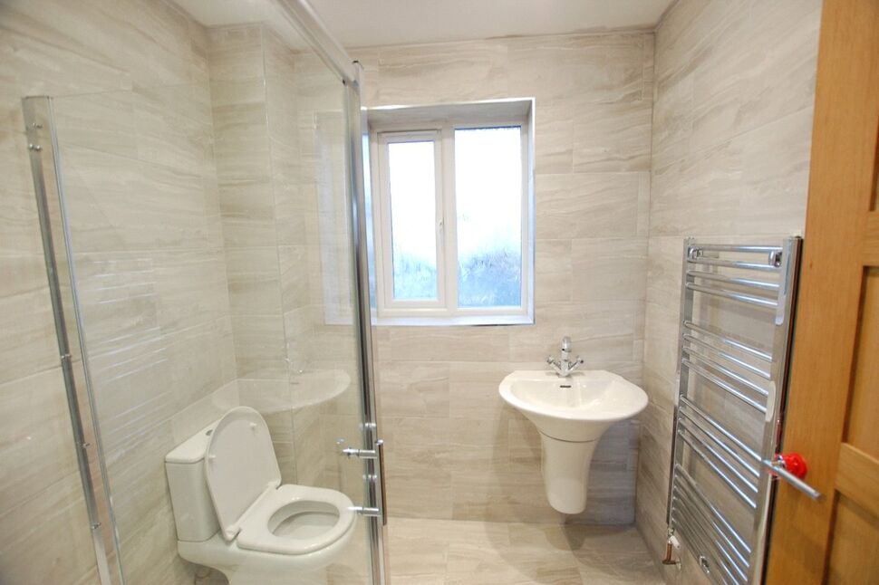 Bathroom / Shower Room / WC